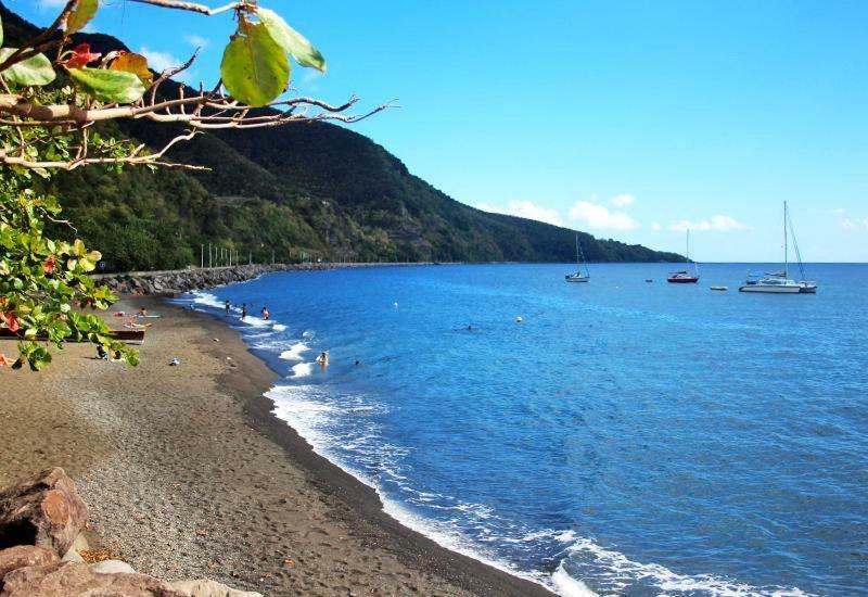Or Bleu-Bungalow Volcan Soufriere-Vue Sur Mer Saint-Claude Esterno foto