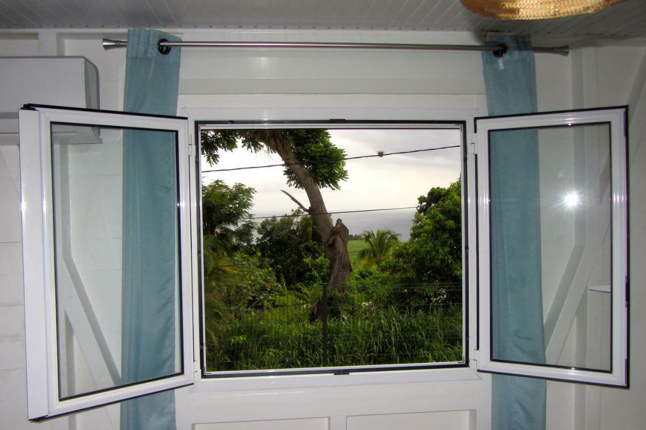 Or Bleu-Bungalow Volcan Soufriere-Vue Sur Mer Saint-Claude Esterno foto