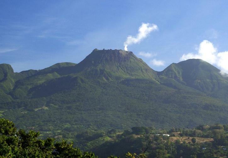 Or Bleu-Bungalow Volcan Soufriere-Vue Sur Mer Saint-Claude Esterno foto